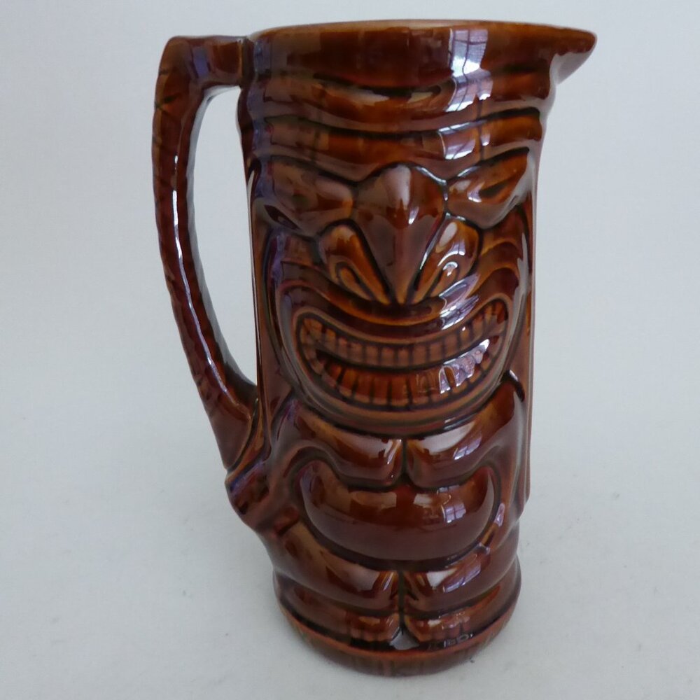 VINTAGE (NEW) TWO’S COMPANY BROWN CERAMIC LELANI STYLE TIKI PITCHER
